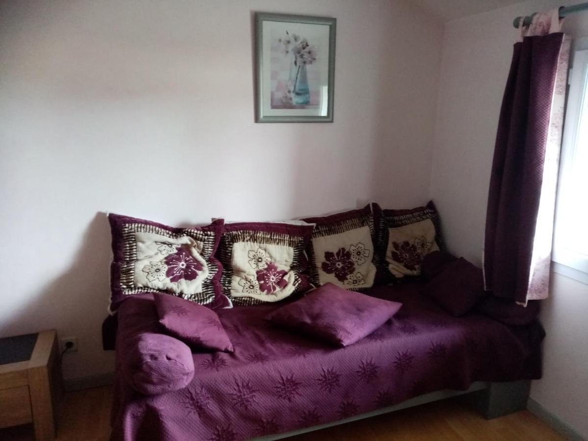Bed and Breakfast Les Tourterelles Chabournay Экстерьер фото