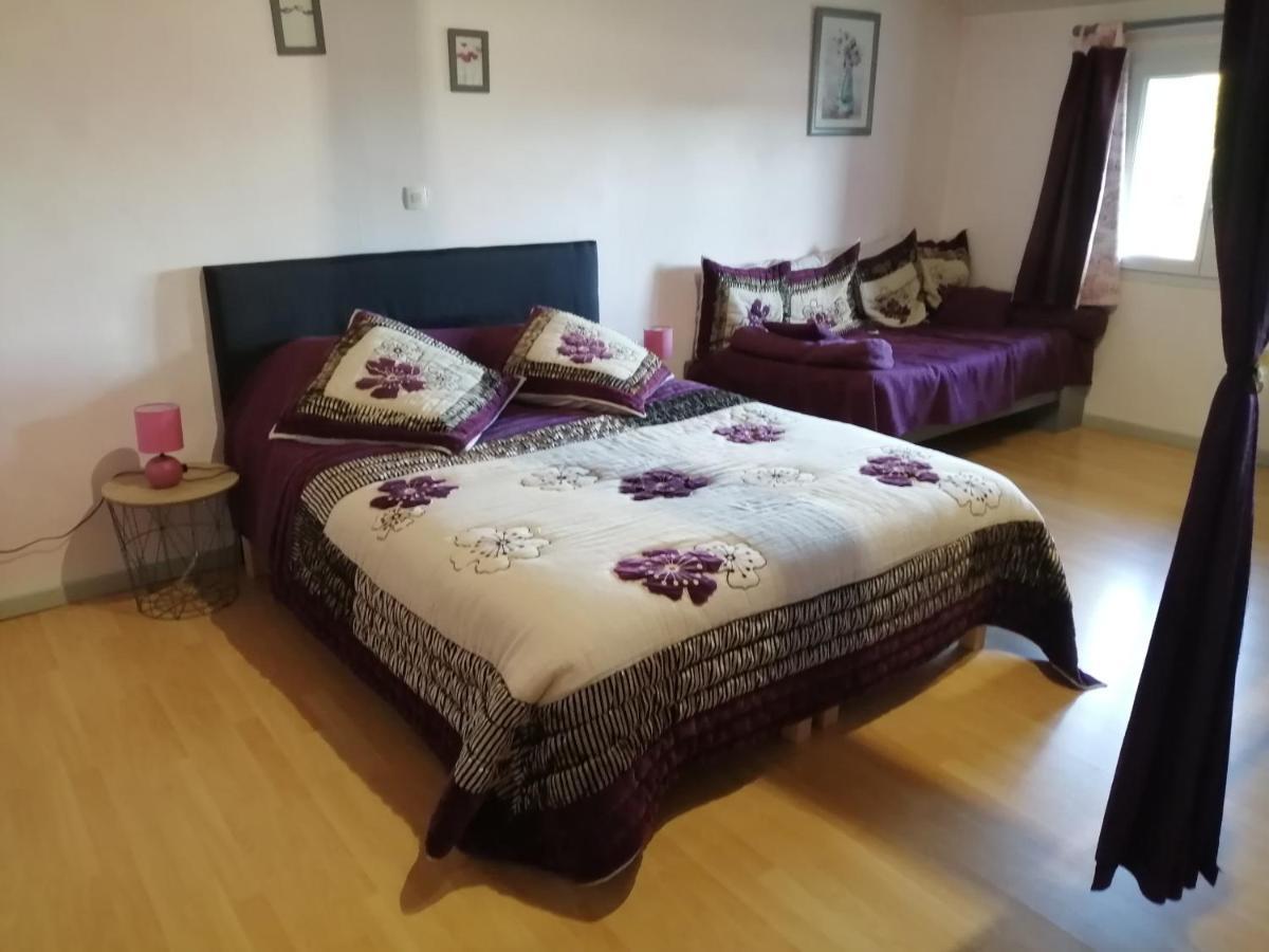 Bed and Breakfast Les Tourterelles Chabournay Экстерьер фото